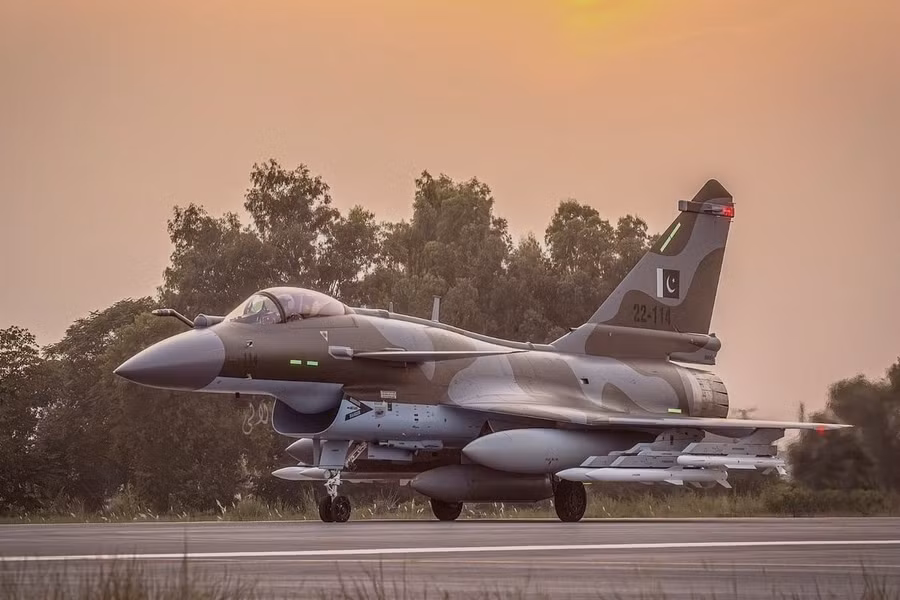 Đơn vị không quân Pakistan tới Saudi Arabia, sẵn sàng tham chiến