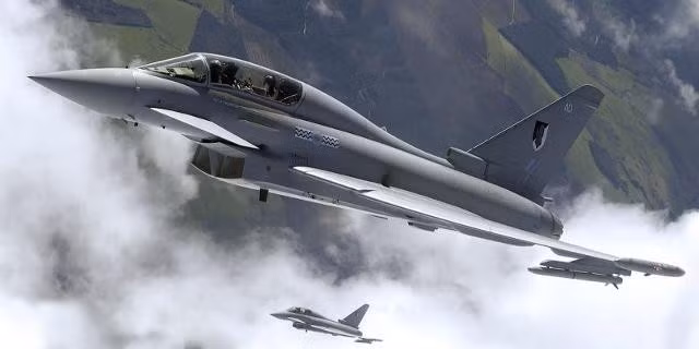 mnogocelevoi-istrebitel-britanskoi-armii-typhoon-m2hbkw8c-1742545201t.jpg