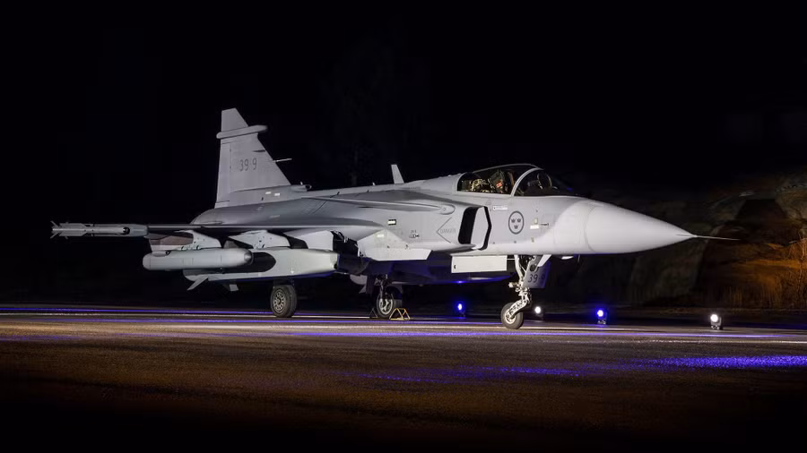 Thụy Điển tiết lộ thời điểm cung cấp tiêm kích hiện đại hóa Gripen cho chiến sự