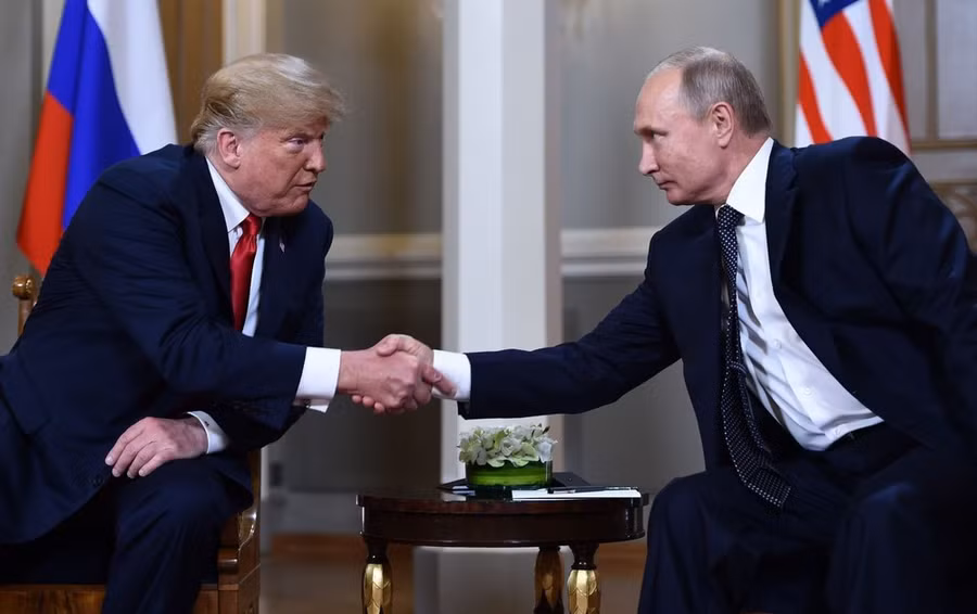 Tổng thống Donald Trump đặt cược vào Nga
