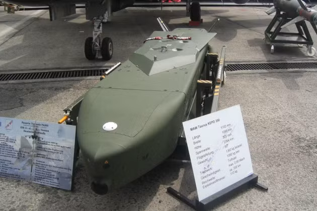 1200px-taurus_ila2006.png