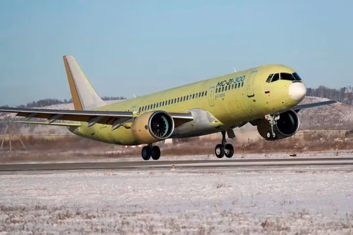 0122-cw-news-mc21-first-flight1.jpg