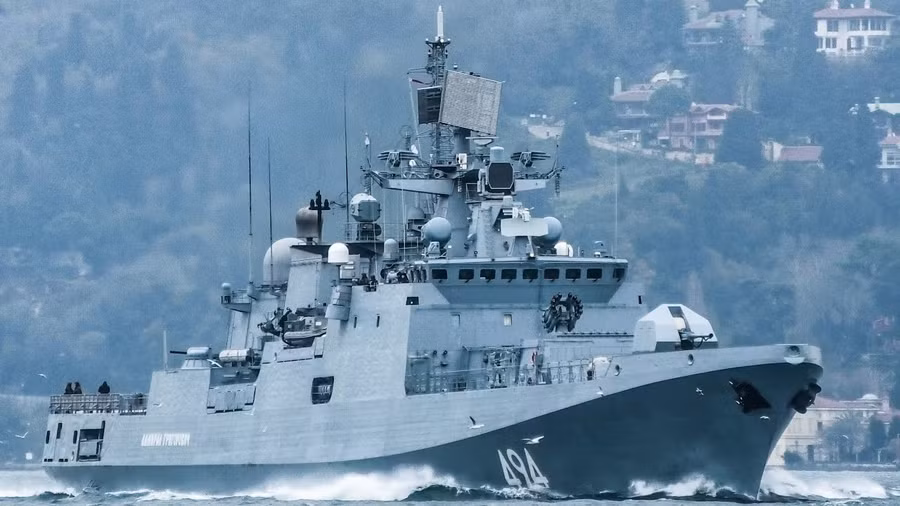 Căng thẳng khi tàu khu trục Nga bắn về phía trực thăng Đan Mạch trên biển Baltic