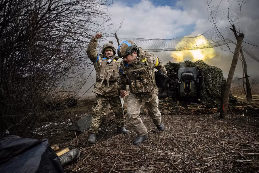 20240311_ukraine-russia-lessons-1_nyt_ac.jpg