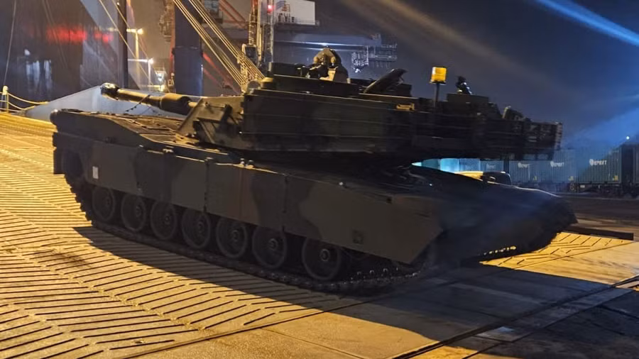 Thêm 32 xe tăng M1A2 SEPv3 Abrams gây sức ép lên Kaliningrad