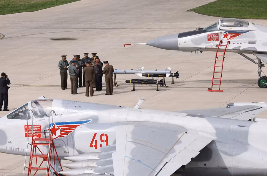 north-korea-tested-indigenous-air-to-air-missile-for-mig-29-v0-3mwz9u6o781f1.jpg