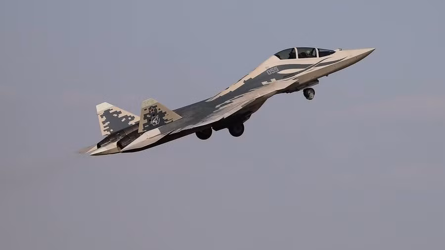 Tiêm kích Su-57 vừa rơi của Nga là loại Su-57D mới ra mắt?