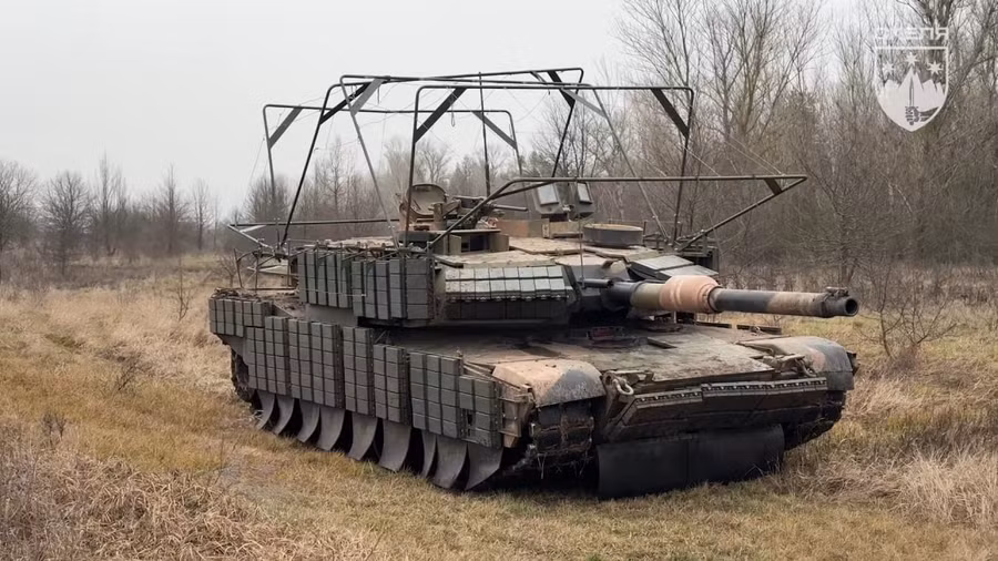 abrams.jpg