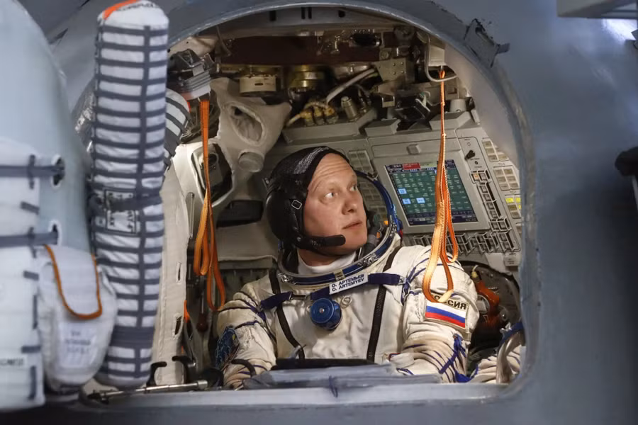 Phi hành gia Nga bị đình chỉ khỏi nhiệm vụ SpaceX vì nghi ngờ làm gián điệp