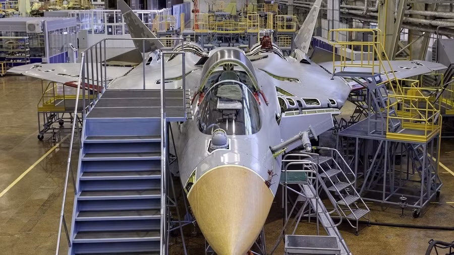 Hỏa hoạn lớn tại nhà máy sản xuất tiêm kích Su-35S và Su-57 của Nga