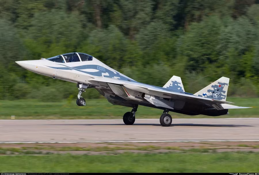 Công nghệ tiêm kích thế hệ thứ sáu được thử nghiệm trên Su-57D hai chỗ ngồi