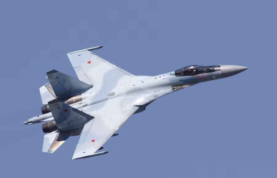 Thêm quốc gia bất ngờ đặt hàng tiêm kích Su-35