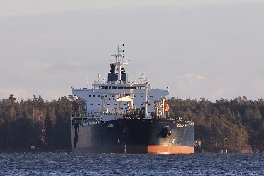 crude-oil-tanker-eagle-s-at-porvoo-2024-12-31-a.jpg