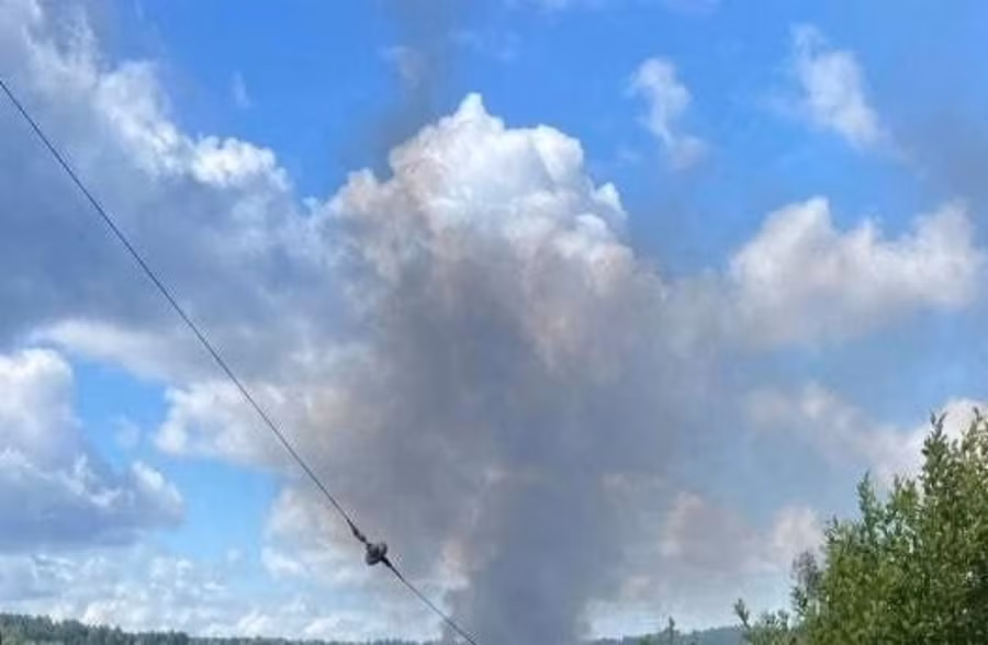 dym-vid-gorinnya-litaka-shho-rozbyvsya.jpg