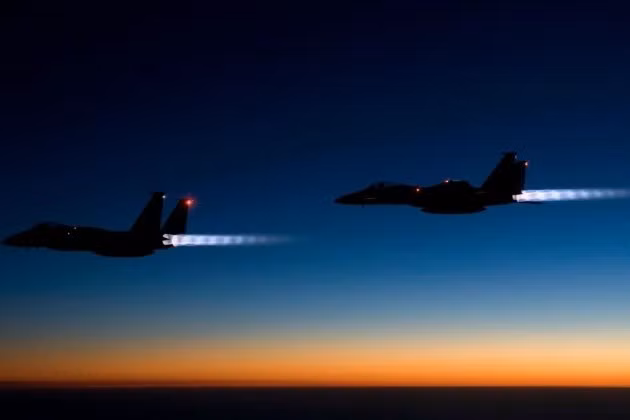 Tiêm kích Israel xuất hiện trên bầu trời Iraq, sẵn sàng tấn công cơ sở hạt nhân Iran