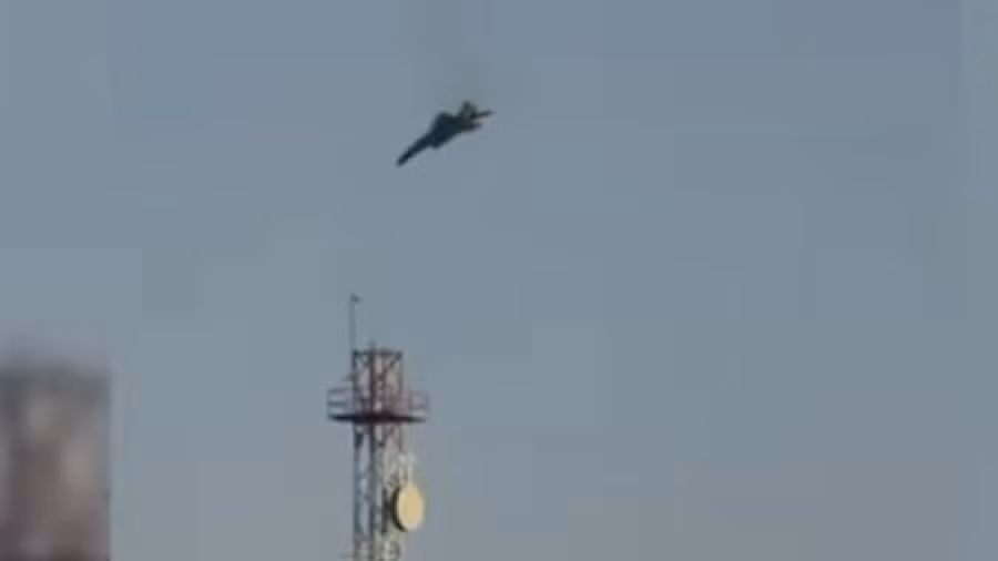 iran-claims-downing-us-f-15-fighter-jet-over-kuwait.jpg