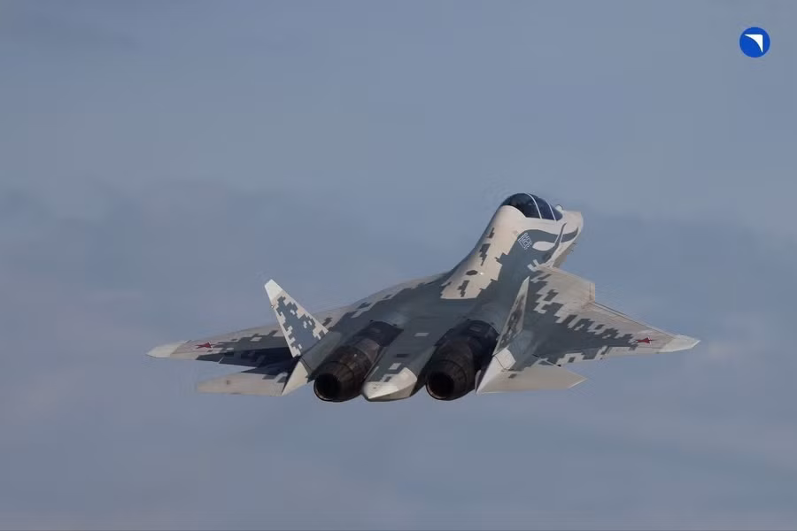 Tại sao Nga phải chế tạo phiên bản 2 chỗ ngồi của Su-57?