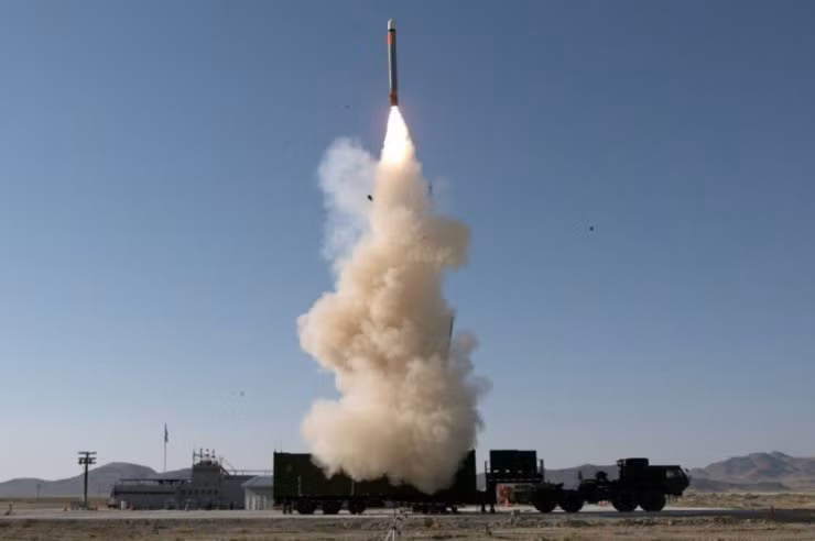 bao-my-ong-zelensky-bi-mat-yeu-cau-washington-cung-cap-vu-khi-chu-luc-tam-ban-2400km-ten-lua-1-1730249136-363-width740height492.jpg