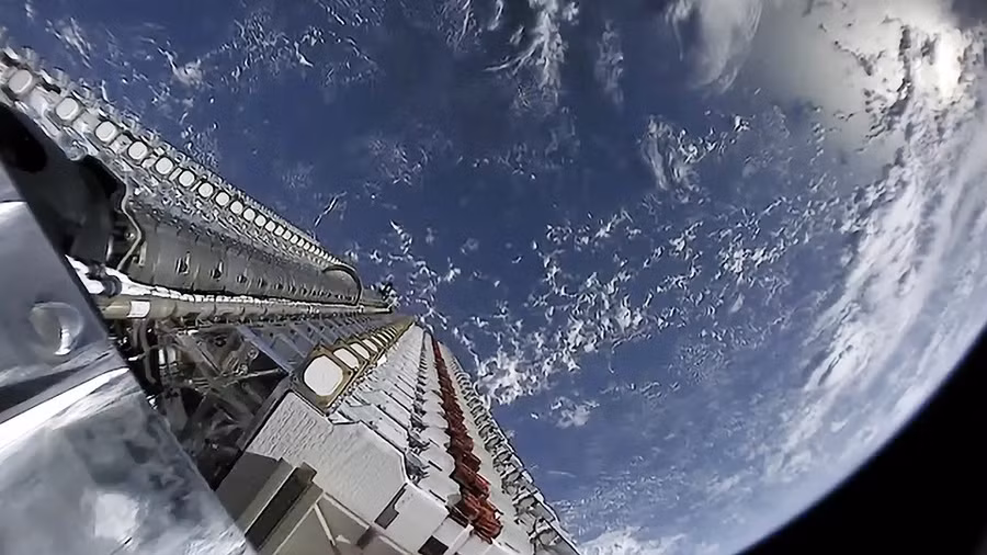 starlink-mission-47926144123.jpg