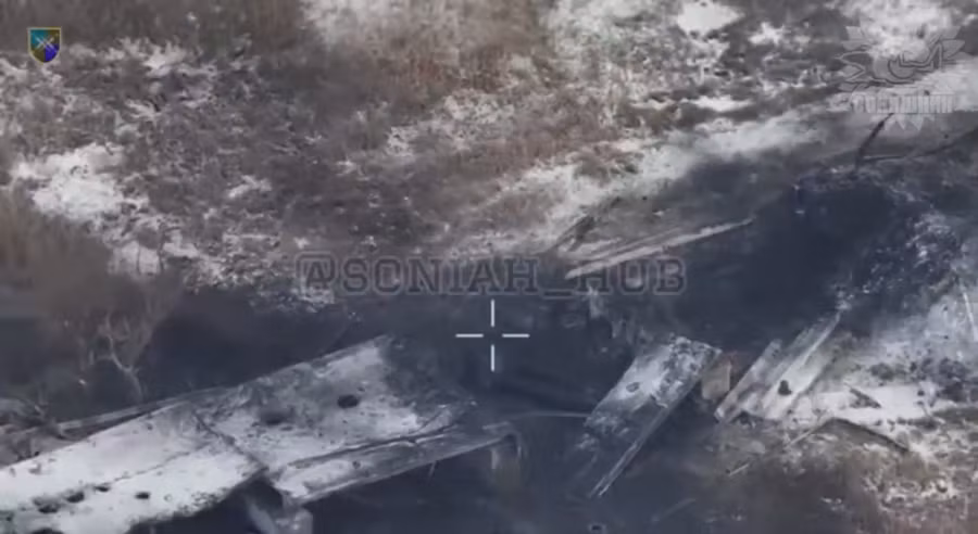 znyshhenyj-aviaudarom-myg-29mu1-avitomobilnyj-mist-stop-kadr-z-video-sonyashnyk.png