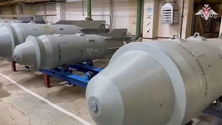 FAB-3000, FAB-5000 hay ODAB-9000 đã lao xuống mục tiêu tại Volchansk?