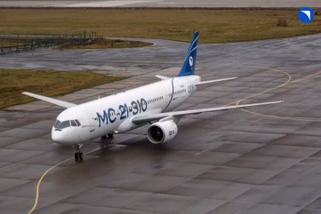 rossiiskii-avialainer-ms-21-iq86m05n-1763667490t.jpg
