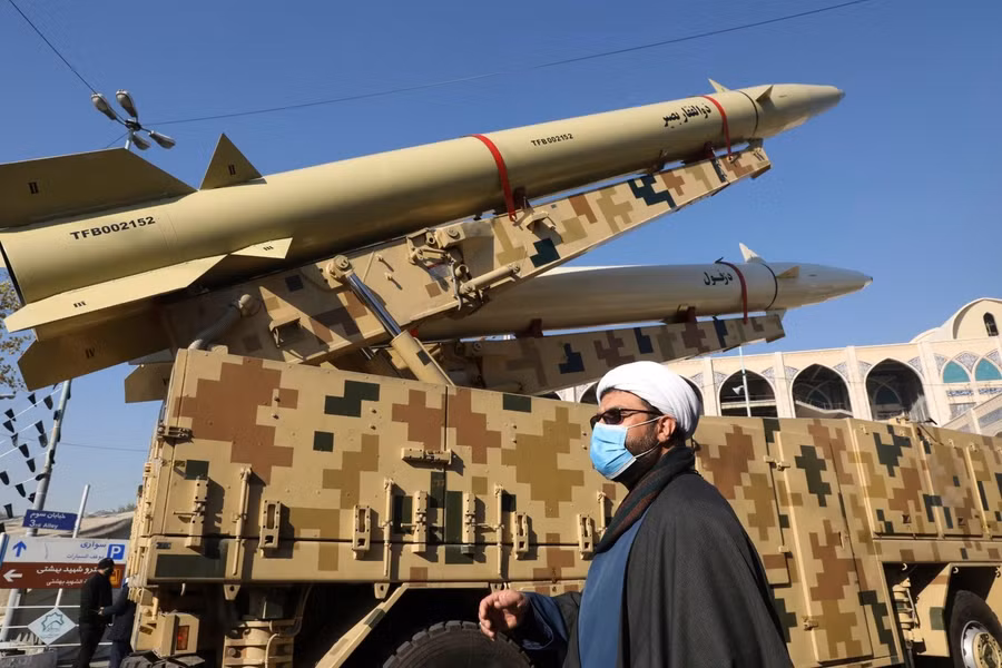 Iran tuyên bố đã buộc Israel phải đầu hàng và yêu cầu ngừng bắn