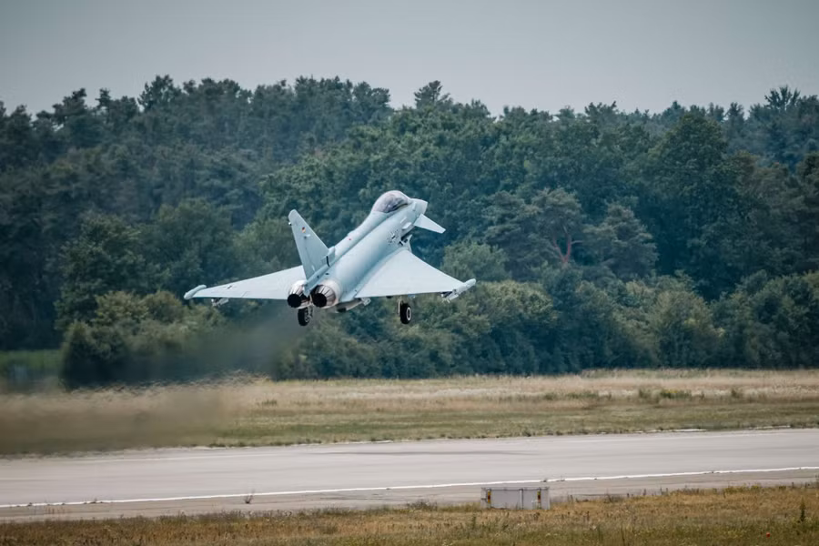 eurofighter.jpg