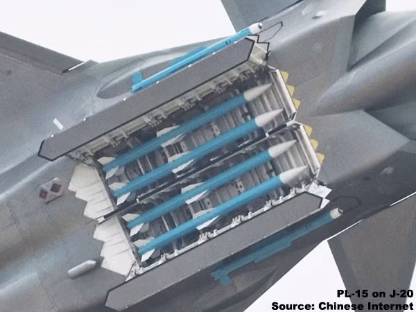 pl-15-j-20-sourced.jpg