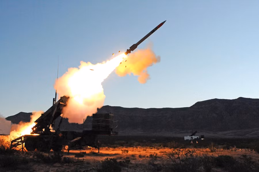 220310121326-patriot-missile-system.jpg