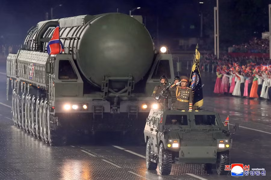 Quan chức Hàn nhận định đằng sau ICBM mới nhất của Triều Tiên