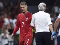 Ronaldo bất ngờ trở lại tuyển Bồ Đào Nha